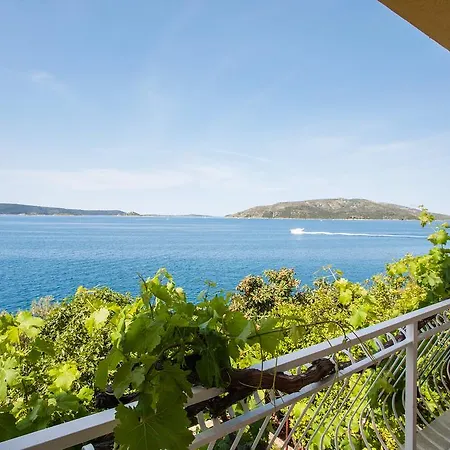 Villa Vesna Private